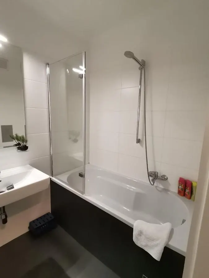 Central Alpha Apartment 7Min To The City Centar Vienna